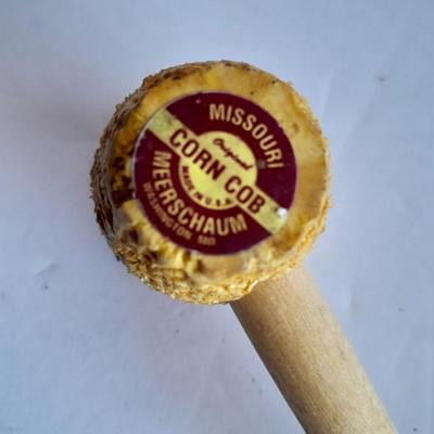 Missouri Corn Cob pipe Meerschaum and Corn Cob pipe with a long stem