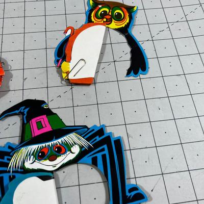 Beistle Co, Made in the USA; (7) Bat, Owl, Cats and Spider