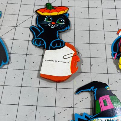 Beistle Co, Made in the USA; (7) Bat, Owl, Cats and Spider