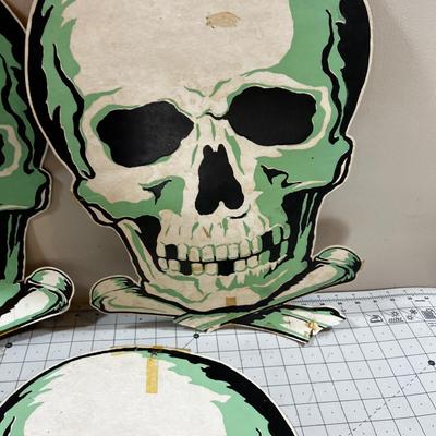 3 Skeleton Heads by Merri-Lei Paper with Tape 