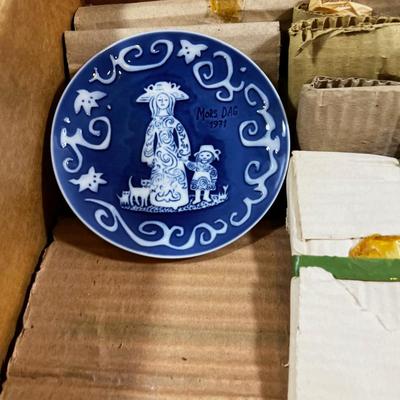 BLUE Royal Copenhagen 1971 Mothers Day! 