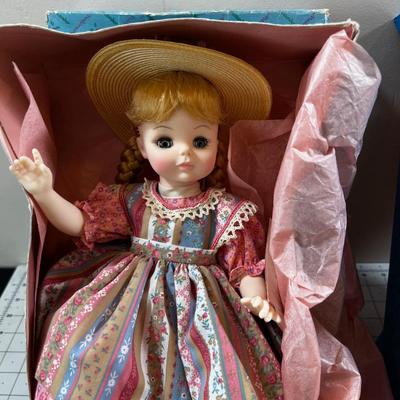 2 - Madam  Alexander 14" McGuffey Anna & Rosy 