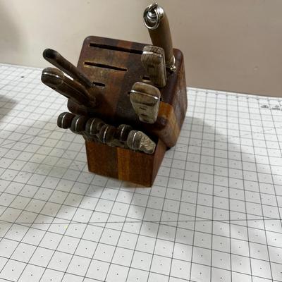 # 1 Block of Chicago Cutlery 