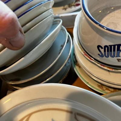 Mix Lot of Ceramic Ware