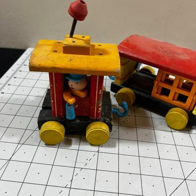Fisher Price Huffy Puffy WOOD String Pulled Train