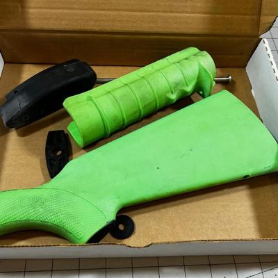 Remington 870 Neon Green Stock and foregrip 