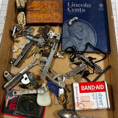 Junk Drawer Clean Out Number 2: Wallet Keys Arrow Head
