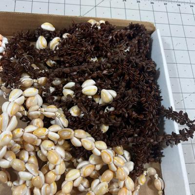 Tray of Beaded things; Shells, Apple Seeds, Beaded Necklaces ETC.> 