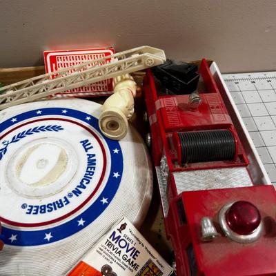Vintage Toy Lot: Bocce Ball, Wood Train, Frisbee etc.
