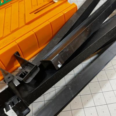 Johnny Lightening Speed Race Set 