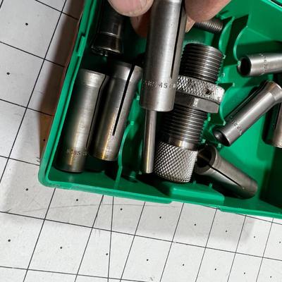 RCBS  Bullet Puller with Collets (8) 