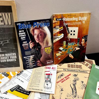 Guns and Ammo: Reloading, Pamphlets etc. COLLECTIBLE