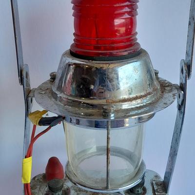Ever-ready battery operated lantern