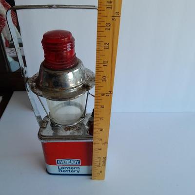 Ever-ready battery operated lantern
