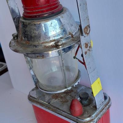 Ever-ready battery operated lantern