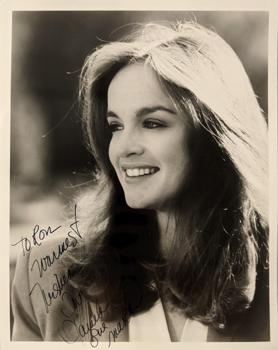 Pamela Sue Martin signed photo | EstateSales.org