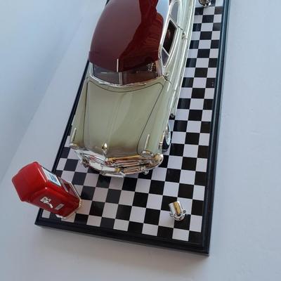 Hudson Hornet Die Cast Model Battery operated "in the spotlight" in Covered Display case.