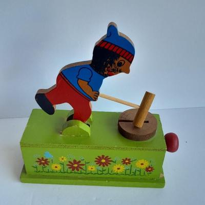 Uncle Sam coin bank and wooden coin bank with movement