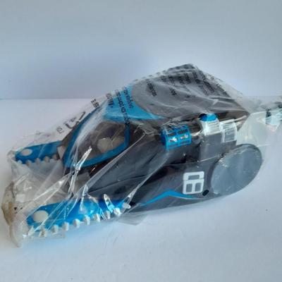 Kung Zhu Spider Skull Tank with dual missile blasters New in the package
