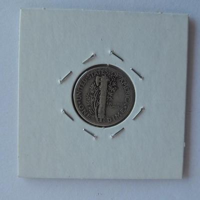 Five Liberty Dimes two 1936 P, a 1938P and two 1939 P,