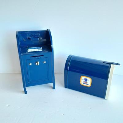 Metal United States Postal service collectible piggy banks Rural mailbox and City drop box Coin banks