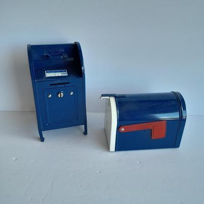 Metal United States Postal service collectible piggy banks Rural mailbox and City drop box Coin banks