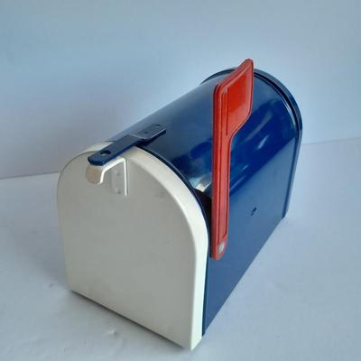 Metal United States Postal service collectible piggy banks Rural mailbox and City drop box Coin banks