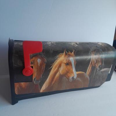 United States Rural Post box / mailbox with horse wrap plastic decorative sleeve Polar Group Inc.