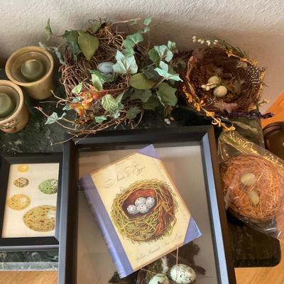 Miscellaneous Bird Items and Decor