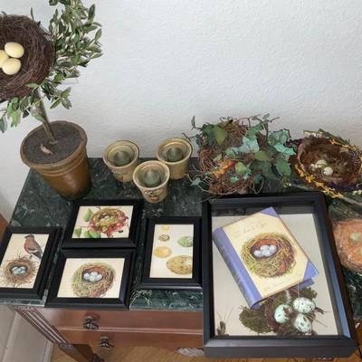 Miscellaneous Bird Items and Decor