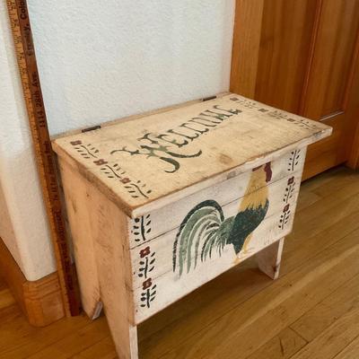 Small Welcome Bench