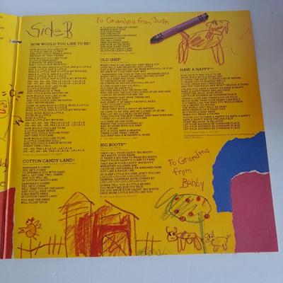 Elvis Presley, Elvis Sings For Children LP 12" Vinyl Record in Great condition!