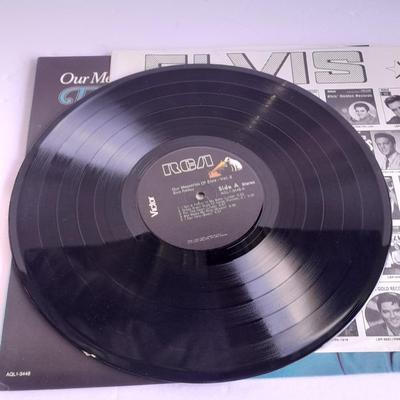Elvis Presley â€œOur Memories Of Elvis Vol. 2â€ LP RCA Victor 12" Vinyl Record in Great condition!