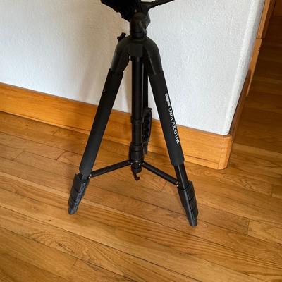 Like new Tripod.
