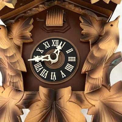 Hand Carved Cuckoo Clock (1LR-DG)