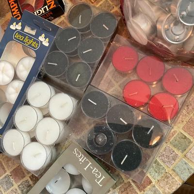 Lot of Tea Lights, Candles