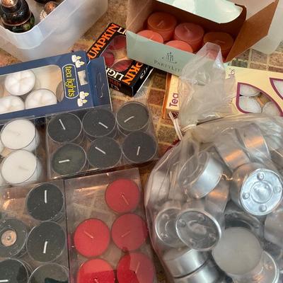 Lot of Tea Lights, Candles