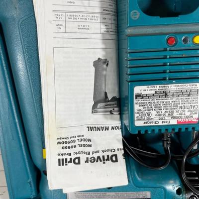 Makita Cordless Driver Drill with Case