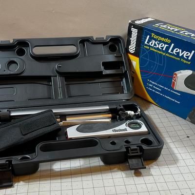 Bushnell Torpedo Laser Level, NEW  