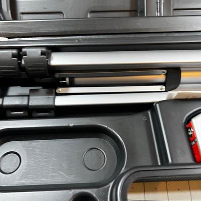 Bushnell Torpedo Laser Level, NEW  