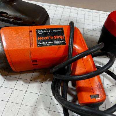 2 Cordless Drills and a Heat Gun 