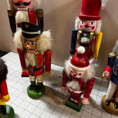 Major Collection of Nutcracker Xmas DÃ©cor' 