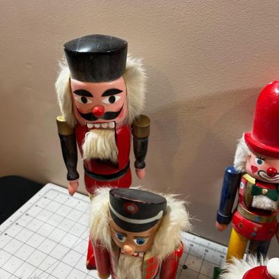 Major Collection of Nutcracker Xmas DÃ©cor' 