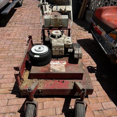GIANT MOW By Giant Vac - Zero Turn Lawn Mower 