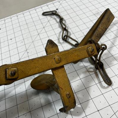 Metal Leg Hold Trap 