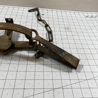 Metal Leg Hold Trap 