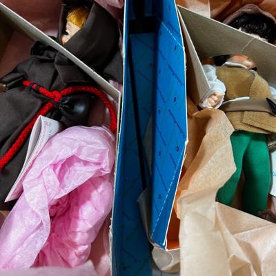 (8) 6" Madame Alexander Dolls: Tunisia, Hawaii and Alaska, Friar Tuck, Australia, Robin Hood, Red Boy 