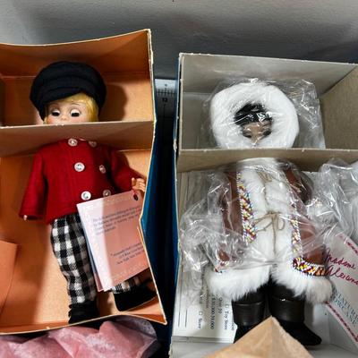 (8) 6" Madame Alexander Dolls: Tunisia, Hawaii and Alaska, Friar Tuck, Australia, Robin Hood, Red Boy 