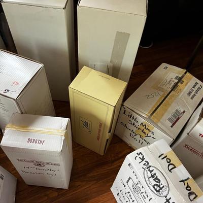 HSN Home Shopping Network DOLLS Collection (32) 