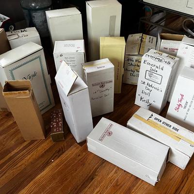 HSN Home Shopping Network DOLLS Collection (32) 